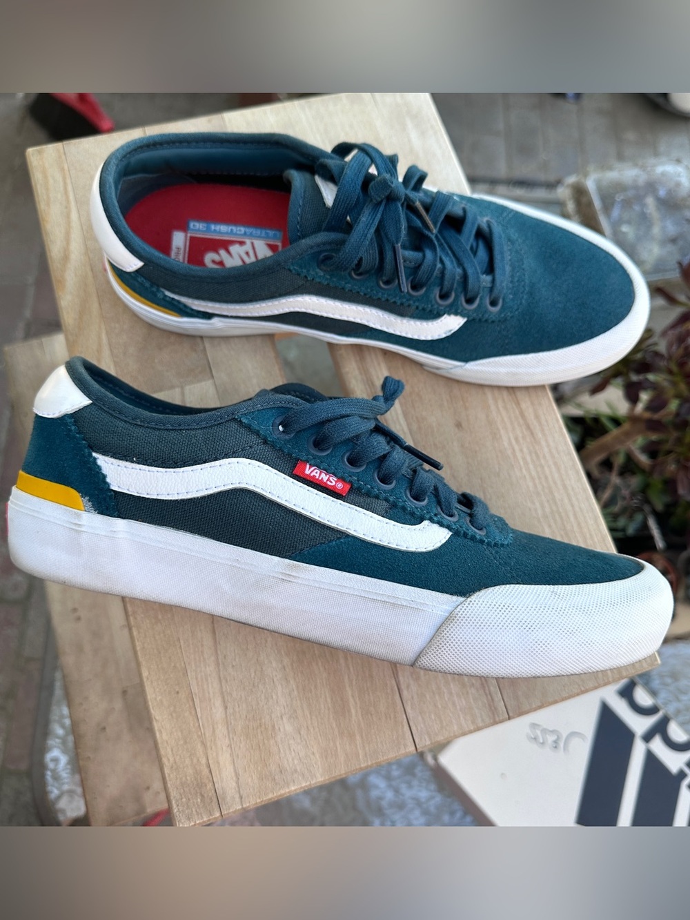 Vans Chima Ferguson